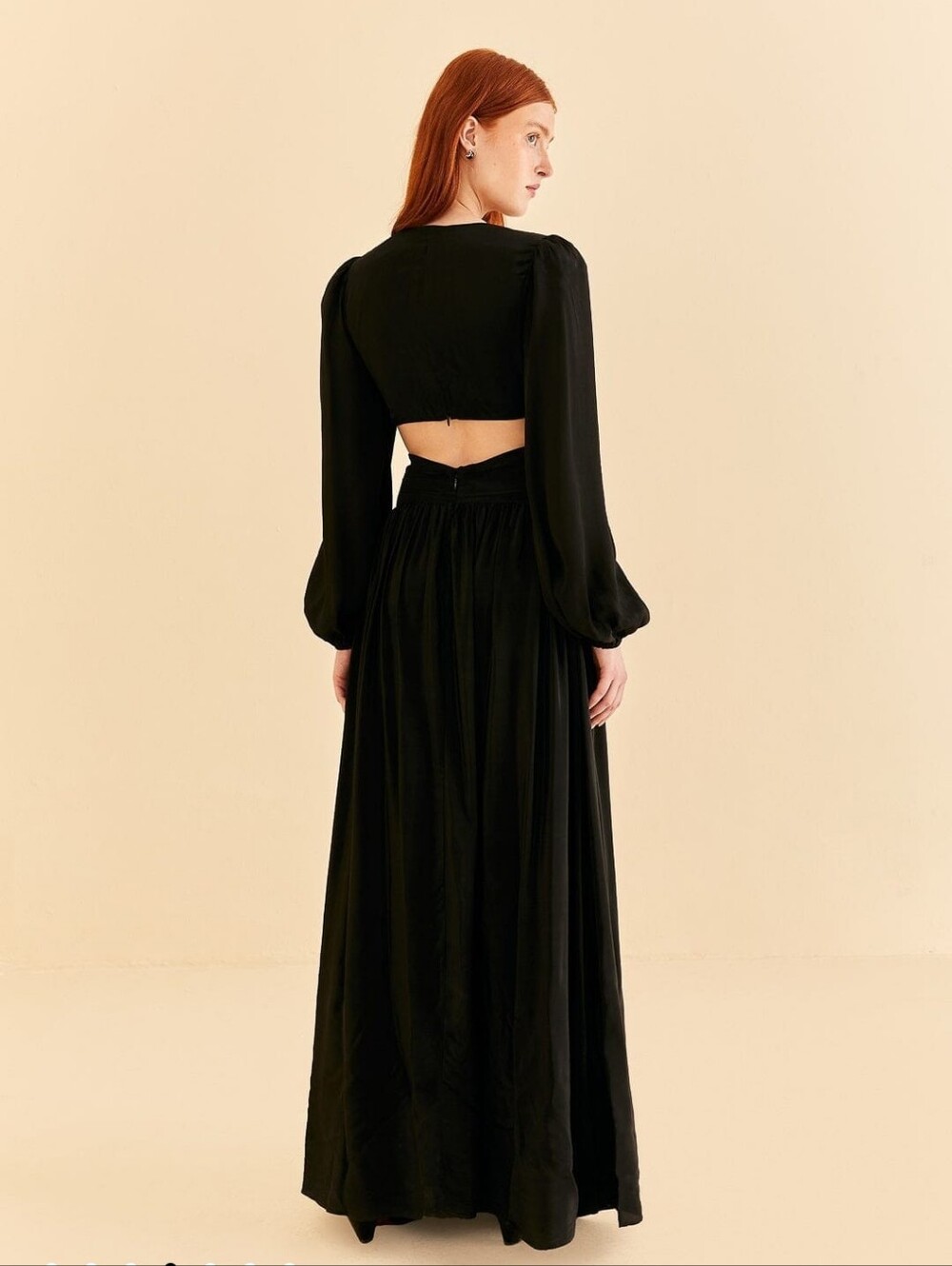 NWT FARM Rio Black Cut Out Long Sleeve Maxi Dress With Sun Size Medium - Picture 3 of 8